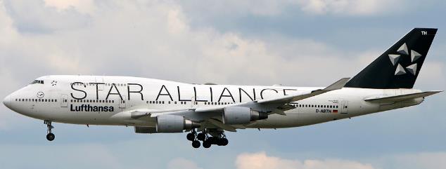 XX40670 | JC Wings 1:400 | Boeing 747-400 Lufthansa D-ABTH, 'Star Alliance' | is due March 2025