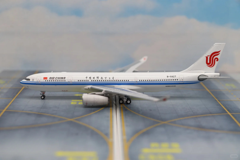 K332CCA02 | Kylin Model 1:400 | A330-200 Air China B-5927