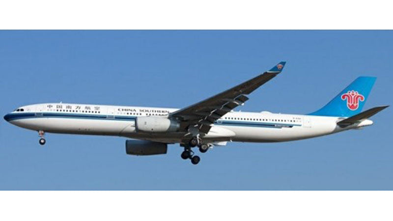 AV4067 | Aviation 400 1:400 | Airbus A330-300 China Southern B-8361