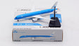AV4202 | Aviation 400 1:400 | Boeing 787-9 KLM PH-BHO (detachable gear)