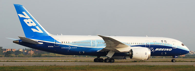 AV4241 | Aviation 400 1:400 | Boeing 787-8 House Colours N787BX (detachable gear)