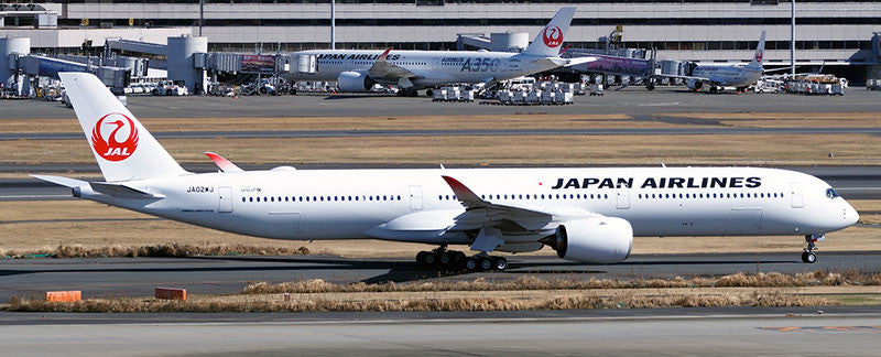 AV4257 | Aviation 400 1:400 | Airbus A350-1041 Japan Airlines JA02WJ detachable gear | is due: May 2024