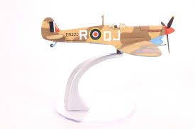 AA31904 | Corgi 1:72 | Supermarine Spitfire MkVB Trop - ER220/QJ-R, Flg. Off. Neville Duke, 92 Sqn., Waddi Surri, Libya