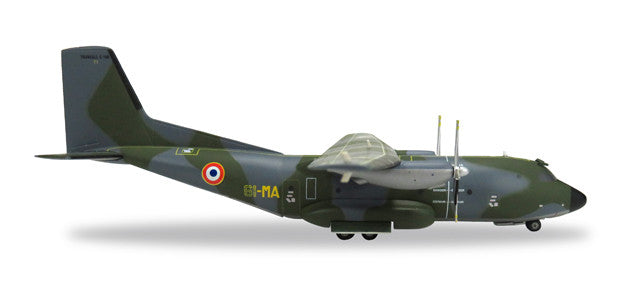 558877 | Herpa Military 1:200 | Transall C-160 French AF 61-MA/R1, TS 61, Orleans-Bricy AB, 1967 (die-cast)