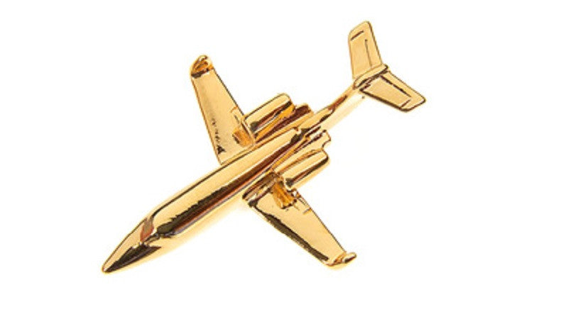 CL223 | Clivedon Collection Pin Badges | Lear Jet - 22ct Gold plated pin badge