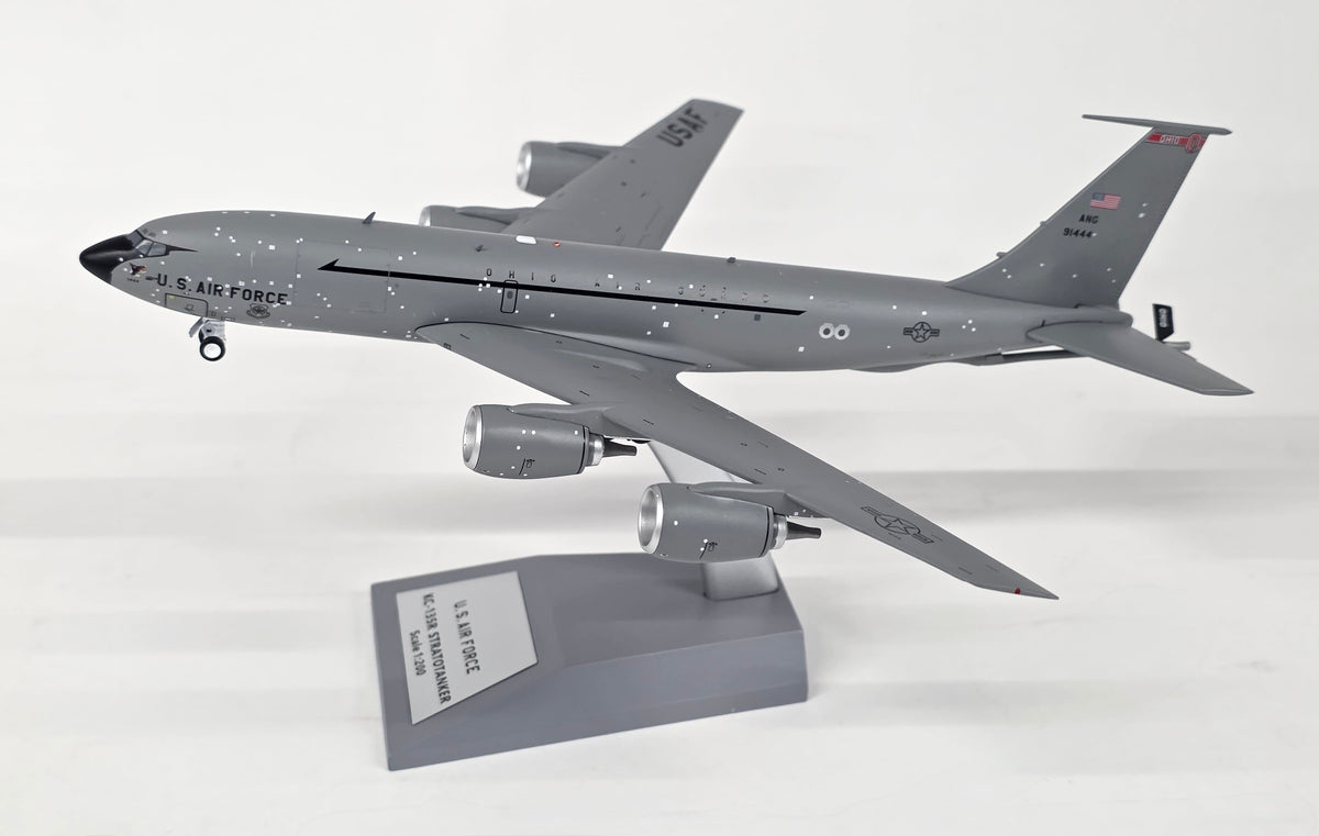 Die-cast metal Boeing KC-135 United States Air Force 59-1444 model airplane by Inflight200.