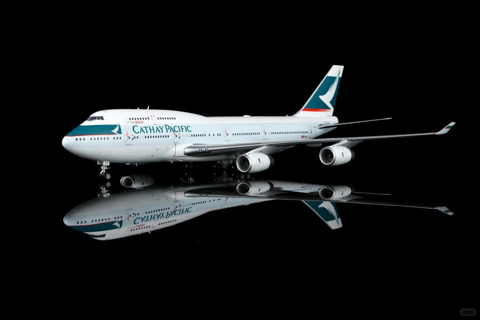 L2123 | SQ Wings 1:200 | Boeing 747-400 Cathay Pacific B-HUJ