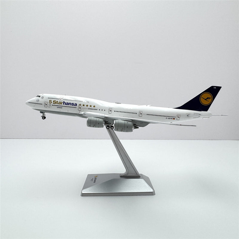YY74806 | YY Wings 1:400 | Boeing 747-8 Lufthansa 5 Starhansa Livery D-ABYM