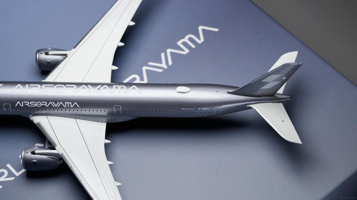 NG57045 | NG Models 1:400 | Airbus A350‑1000 Starlux Airlines B-58553 Airsorayama Silver Luxurious packaging) (with stand)
