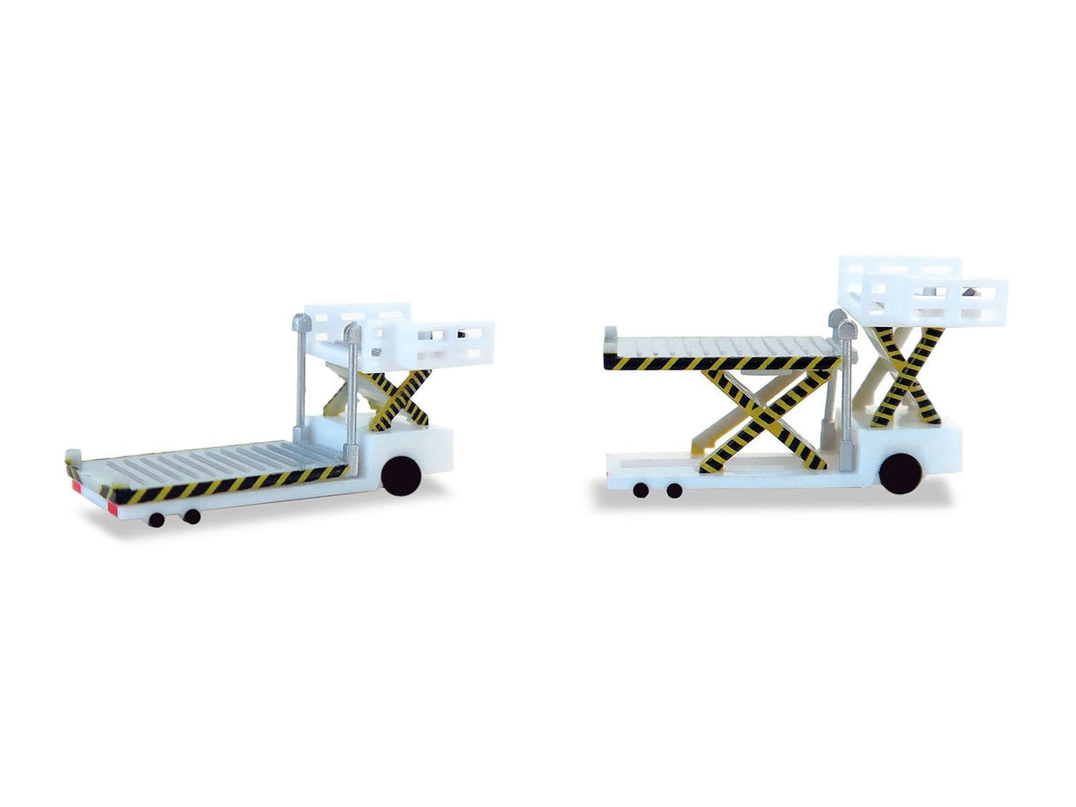 520621-001 | Herpa Wings 1:500 | Airport accessories White Container Loader (2 pieces)