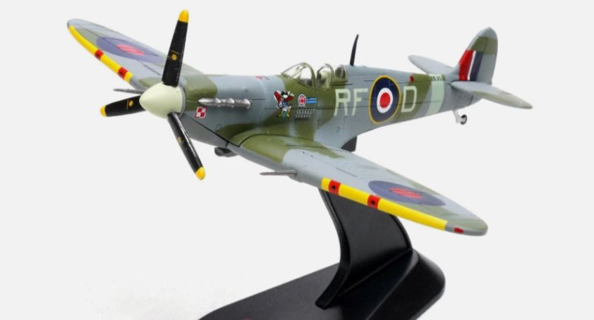 PAN14618LC | Panzerkampf 1:72 | SPITFIRE MK.VB EN951 RF.D NO.303 SQN | is due February 2026