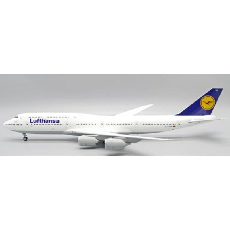 EW2748003 | JC Wings 1:200 | Boeing 747-8 Lufthansa OC Reg D-ABYR