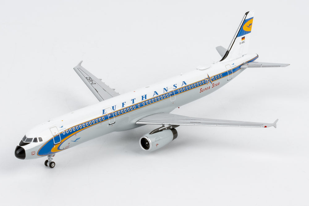 NG13160 | NG Models 1:400 | Airbus A321-200 Lufthansa D-AISZ (Super Star heritage livery)