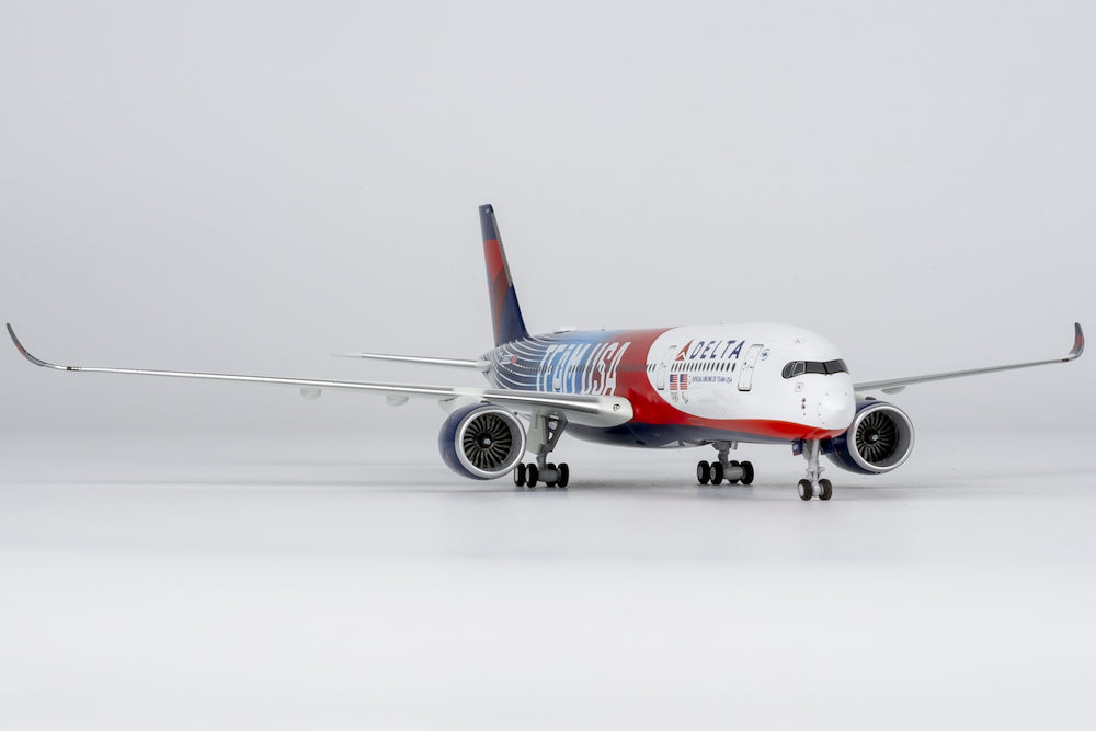 NG39124 | NG Models 1:400 | A350-900 N531DN (TEAM USA #3)