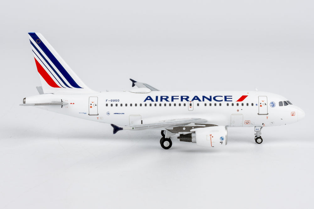 NG48023 | NG Models 1:400 | Airbus A318 Air France F-GUGO (revised modern livery)