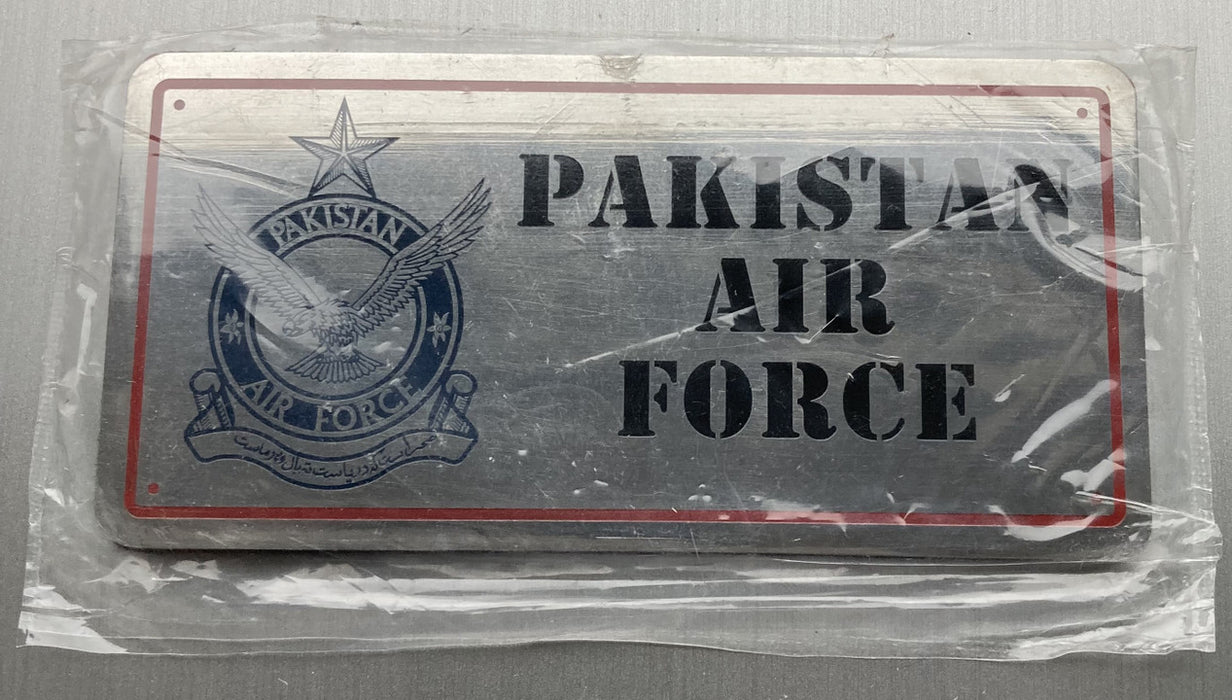 PLAQ1 | ARD Souvenirs Miscellaneous | Pakistan Air Force metal plaque