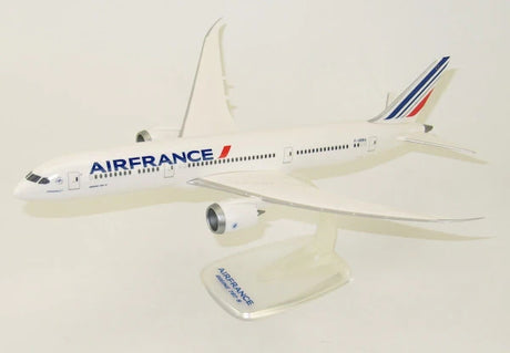 PP-FRN789 | PPC Models 1:200 | Boeing 787-9 Air France F-HRBA (plastic, snap-fit)