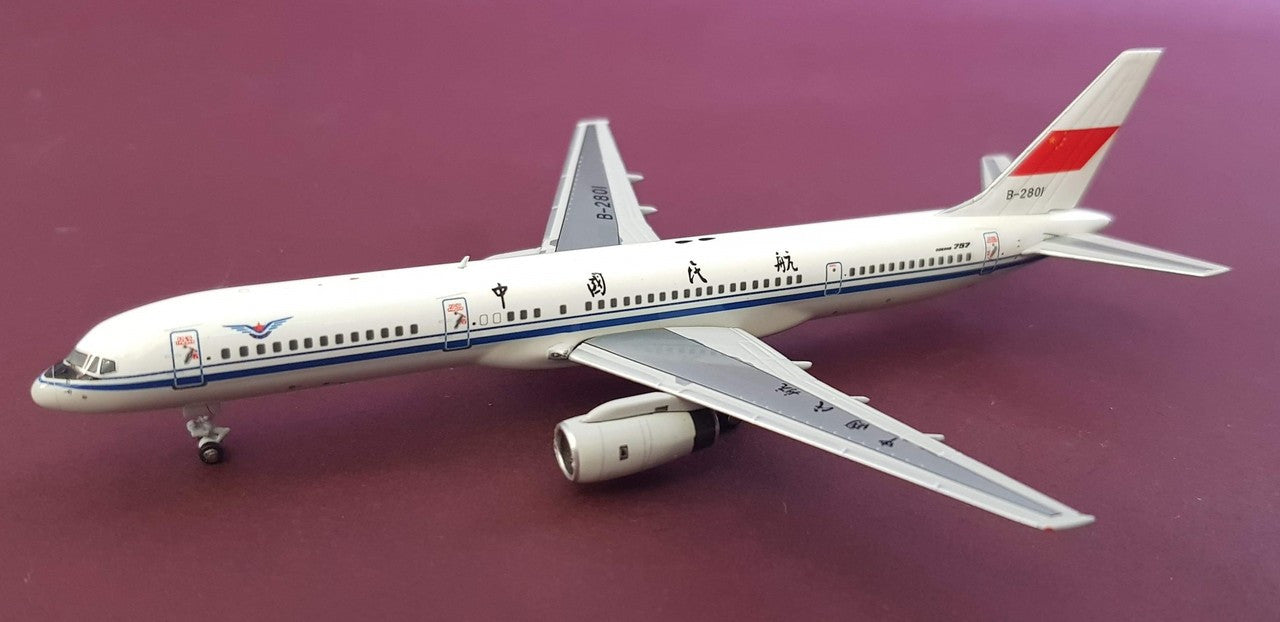 NG53013 | NG Models 1:400 | Boeing 757-200 CAAC B-2801