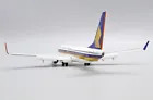 EW2738015A | JC Wings 1:200 | Boeing 737-800 Singapore Airlines 9V-MGA (with stand, flaps down)