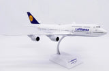 EW2748008 | JC Wings 1:200 | Boeing 747-8 Lufthansa '1500th Boeing 747' D-ABYP With Stand