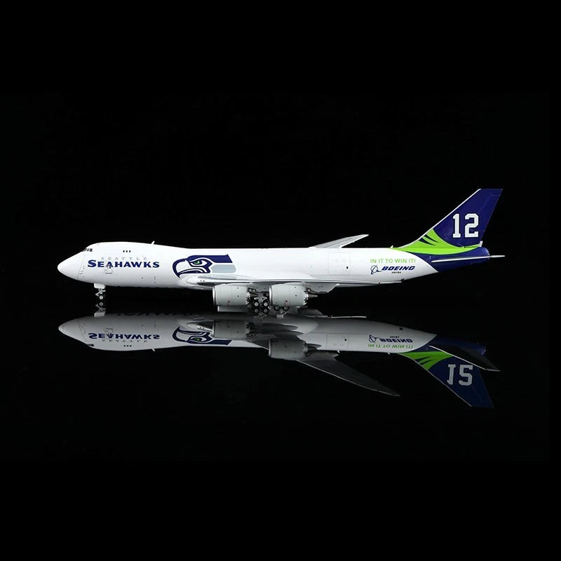 B631007C | HX Models 1:400 | Boeing 747-8F Boeing Company N841BA 'Seattle Sehawks' Interactive