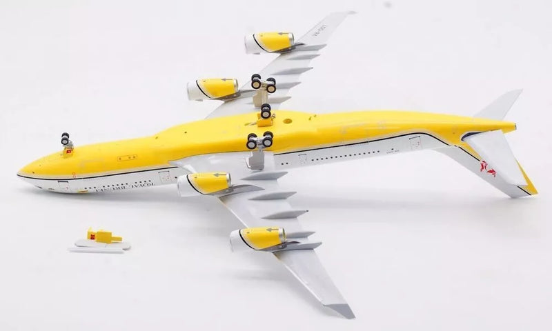 B-342-001 | Blue Box 1:200 | Airbus A340-212 Royal Brunei Airlines V8-001