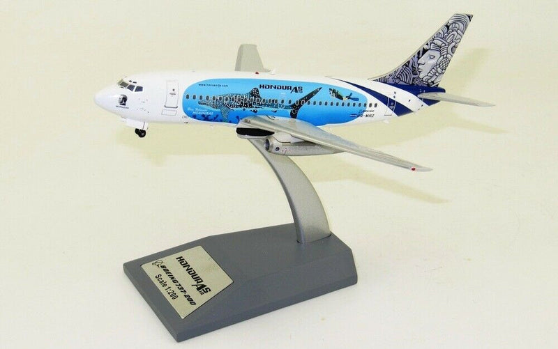 EA732MRZ | InFlight200 1:200 | Boeing 737-200 Honduras Air HR-MRZ (with stand) **PRE-OWNED**