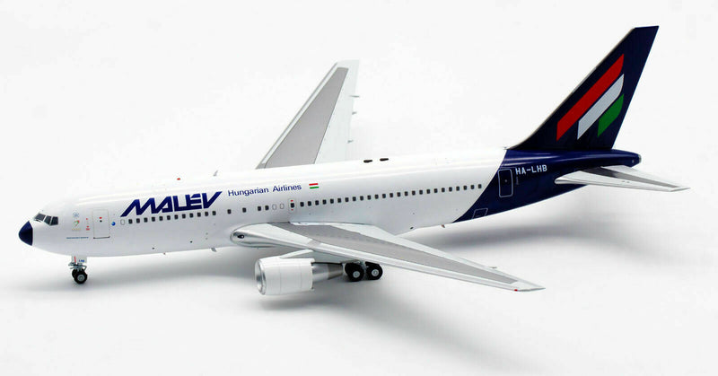 IF762MA0521 | InFlight200 1:200 | Boeing 767-200 MALEV HA-LHB (with stand)