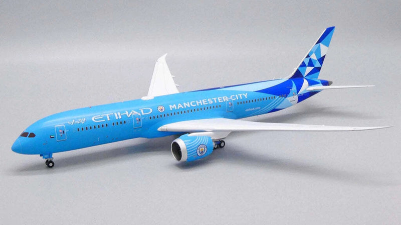 B-789-EY-ND | Blue Box 1:200 | Boeing 787-9 Dreamliner Etihad Airways Manchester City A6-BND