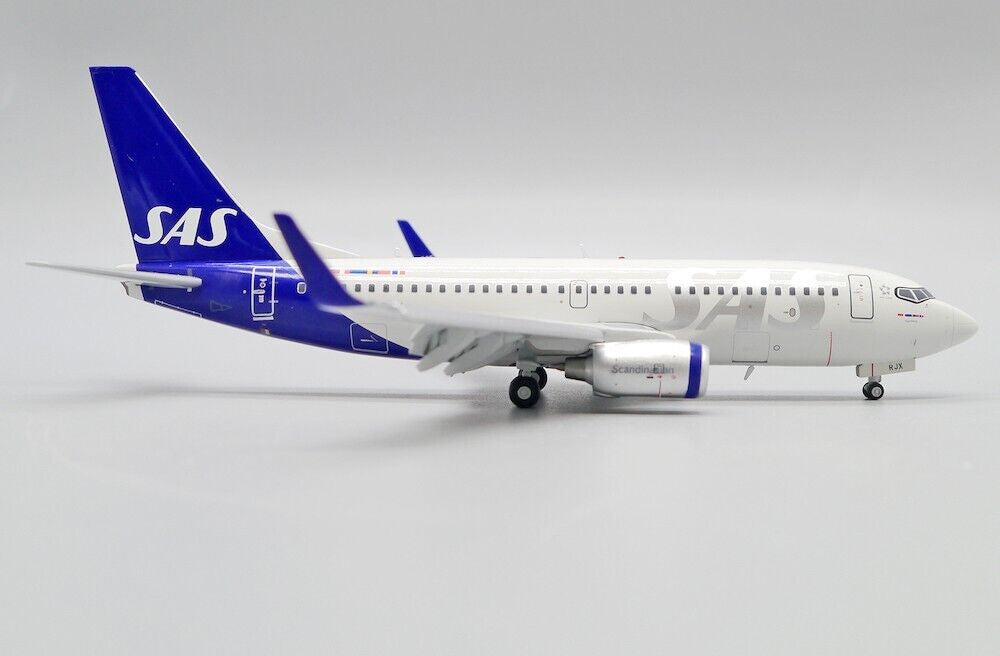 XX20107A | JC Wings 1:200 | Boeing 737-700 Scandinavian Airlines SE-RJX (Flap Down)