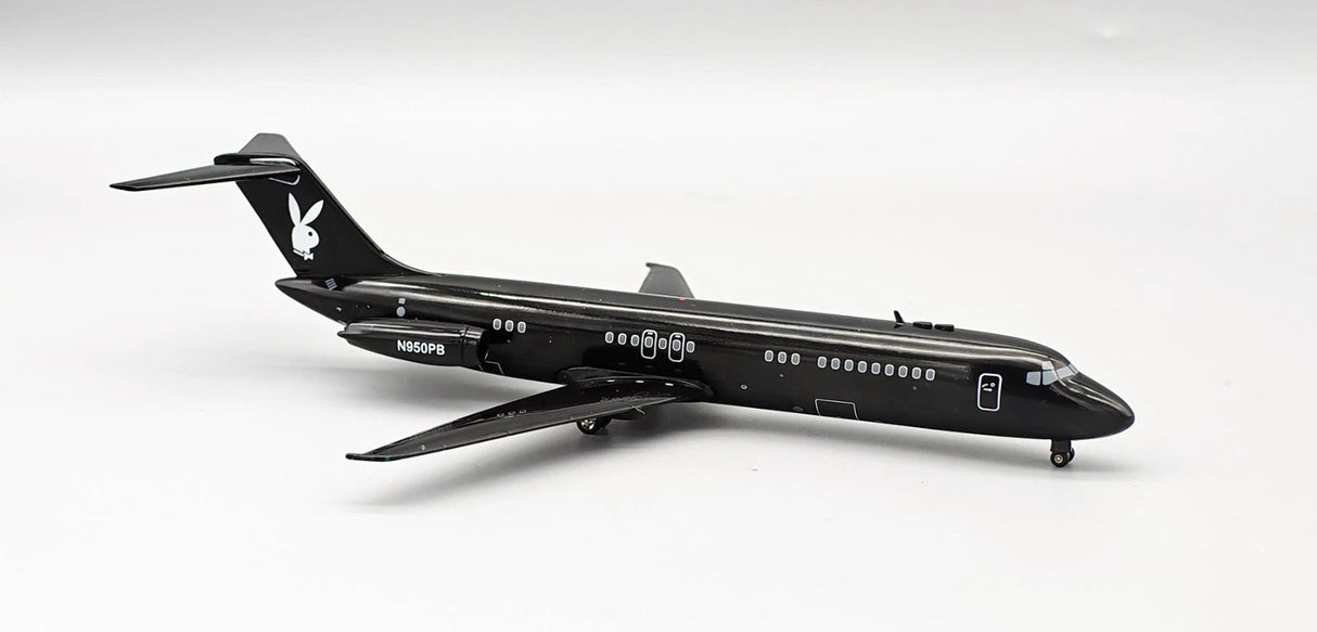 JF-DC9-3-001 | J-Fox Models 1:200 | DC-9-32 Playboy N950PB