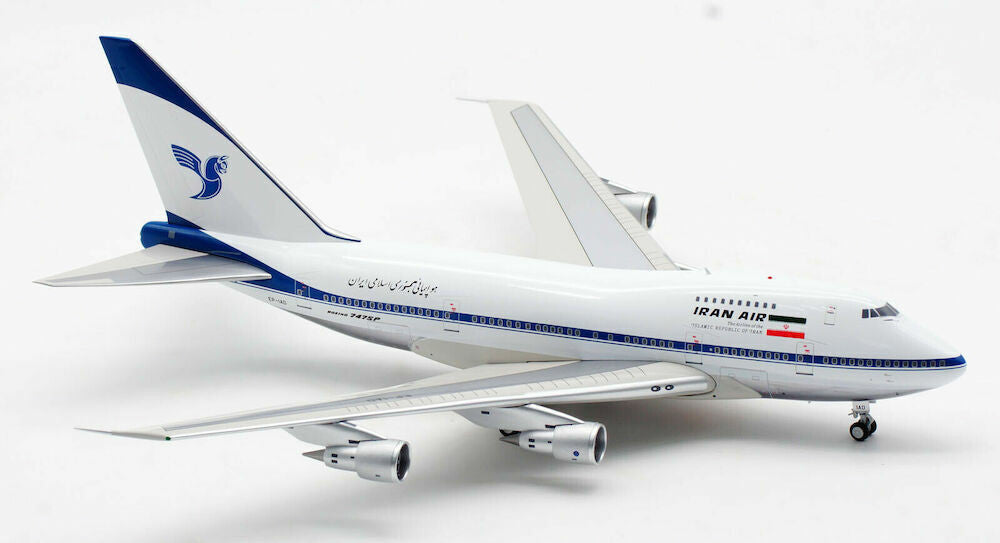 IF747SPIR0720 | InFlight200 1:200 | Boeing 747SP Iran Air EP-IAD (polished, with stand)