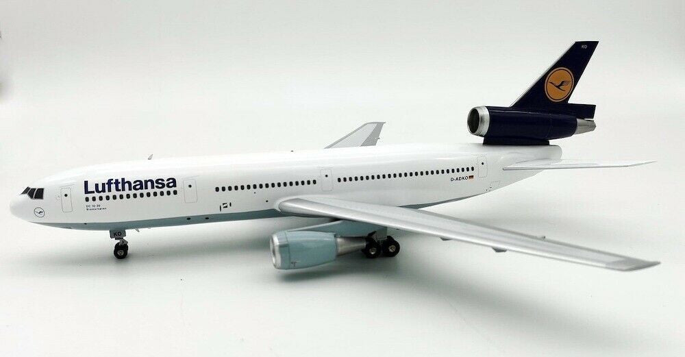 JF-DC10-3-010 | JFox Models 1:200 | DC-10-30 Lufthansa D-ADKO (with stand)