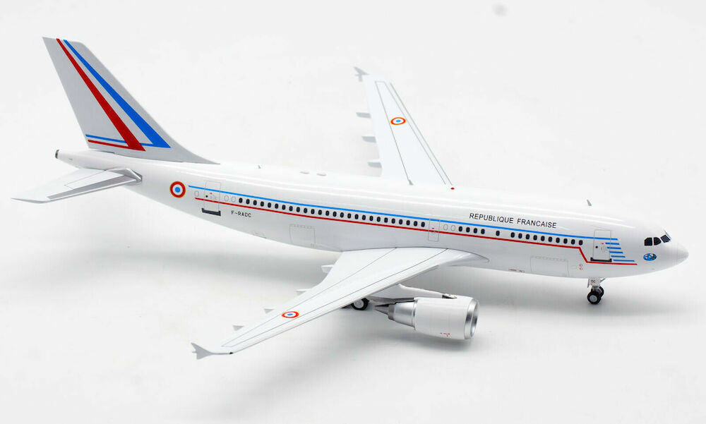 IF310FAF0720 | InFlight200 1:200 | Airbus A310-304 French Air Force F-RADC (with stand)