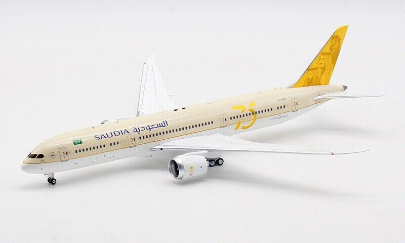 IF789SV1221 | InFlight200 1:200 | Boeing 787-9 Saudia HZ-ARE (with stand)