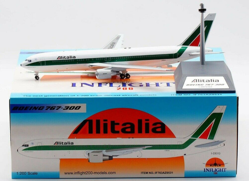 IF763AZ0531 | InFlight200 1:200 | Boeing 767-33A/ER Alitalia I-DEIG (with stand)