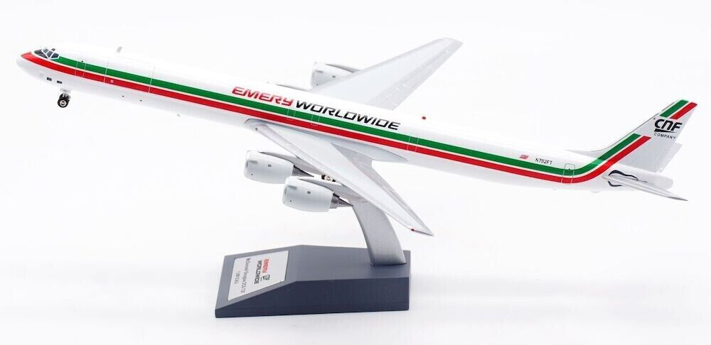 IF873EB1222 | InFlight200 1:200 | DC-8-73F Emery Worldwide N792FT (with stand) **PRE-OWNED**