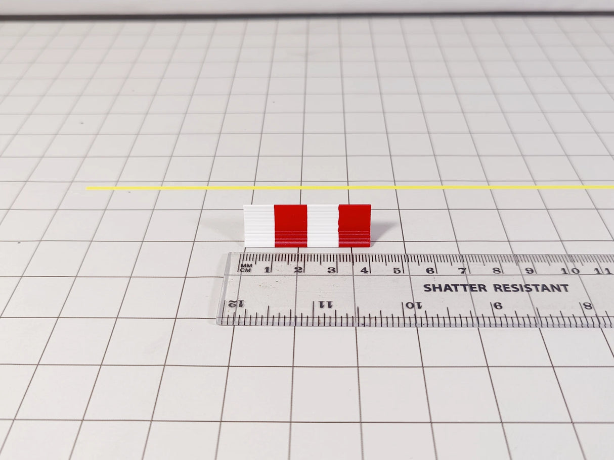 AG-FENCEBLAST | AvGeek Models 1:400 | 20x Red & White AIRCRAFT JET BLAST FENCES Airport Taxiway Models 1:400 Scale