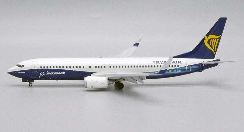 XX2496A | JC Wings 1:200 | Boeing 737-800 Ryanair Boeing House Colour EI-DCL (Flap Down)