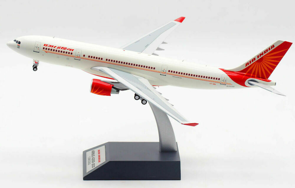 IF332AI1220 | InFlight200 1:200 | Air India Airbus A330-200 VT-IWA (with stand)