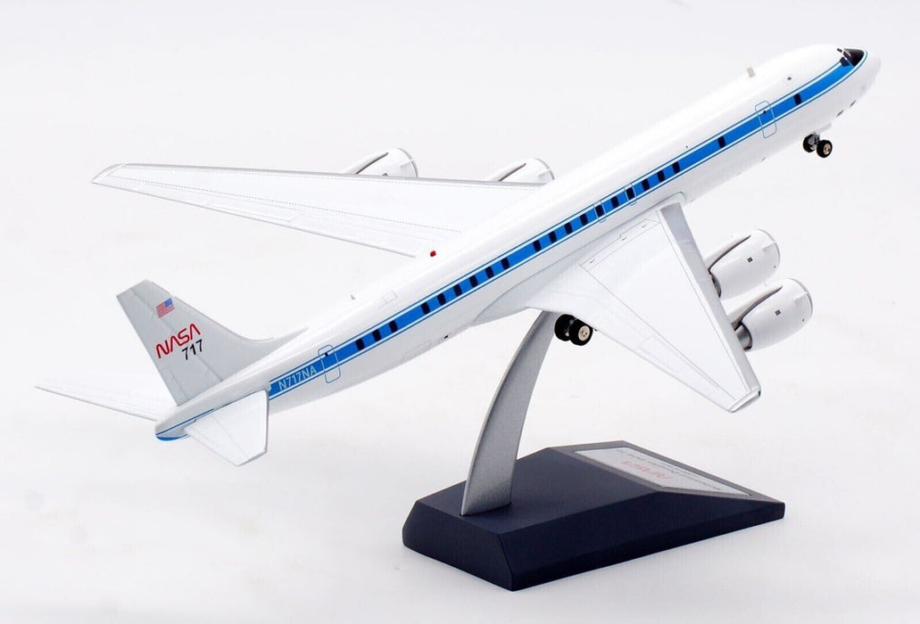 IF872NASA12 | InFlight200 1:200 | Douglas DC-8-72 NASA N717NA (with stand)