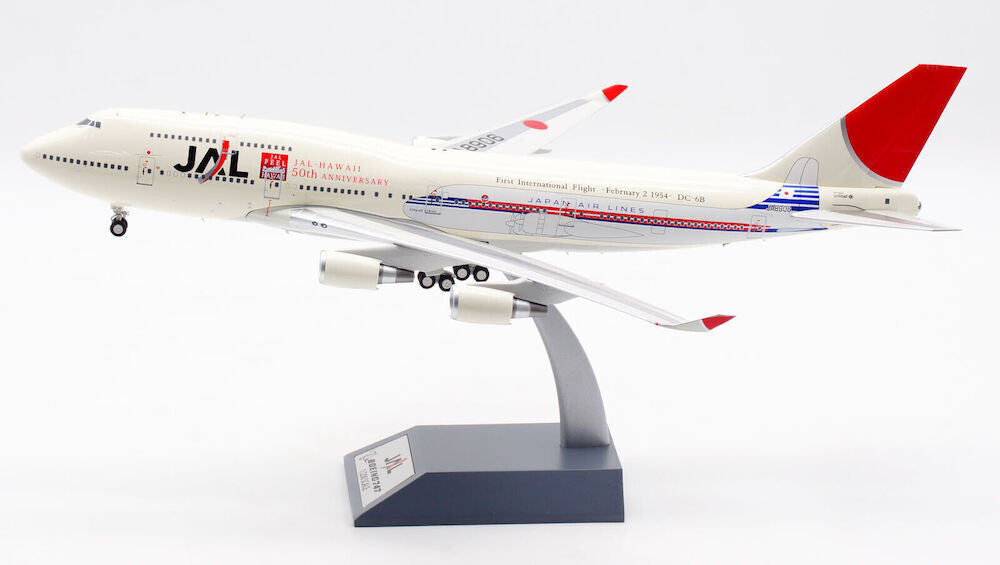 B-JAL-744-DC6 | Blue Box 1:200 | Boeing 747-400 JAL JA8906 (with stand) | was due June 2022