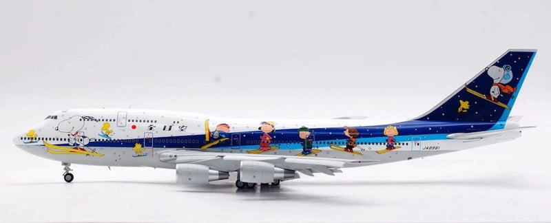 L2021FD | SQ Wings 1:200 | All Nippon Airways B747-400D JA8961 Snoopy Flaps Down