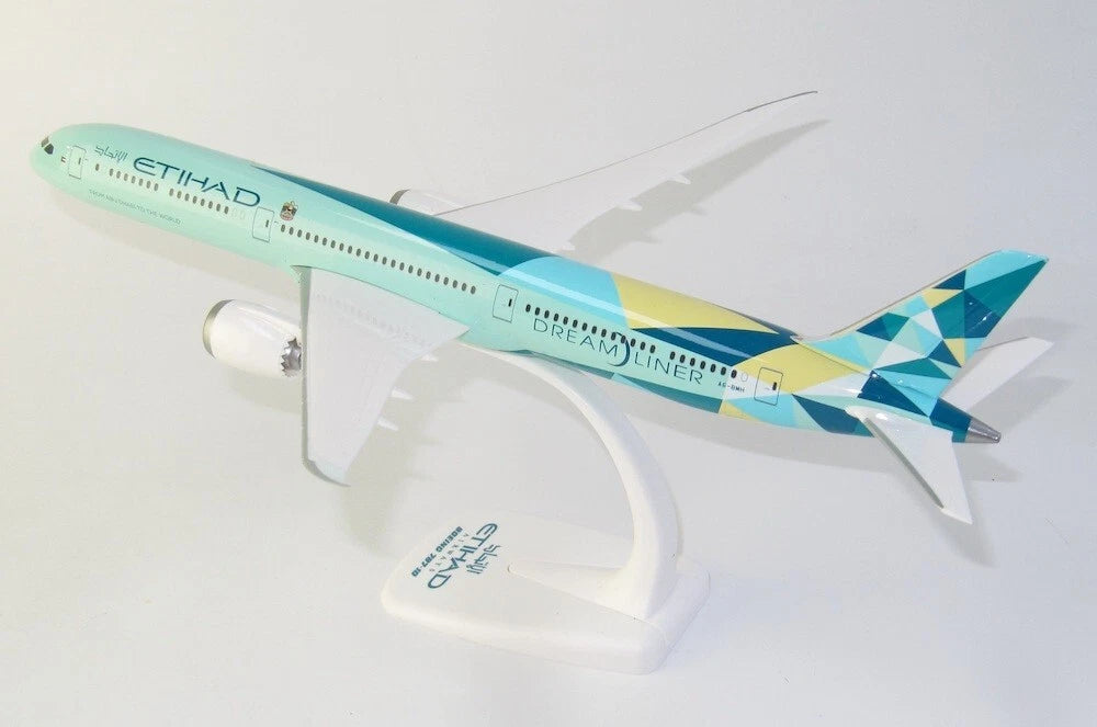PP-22260 | PPC Models 1;200 plastic snap fit | Boeing 787-10 A6-BMH Etihad 'Greenliner'
