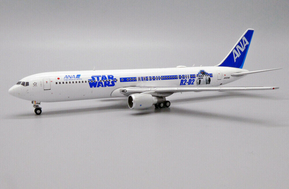 EW4763003 | JC Wings 1:400 | Boeing 767-300 ALL NIPPON AIRWAYS SW REG JA604A