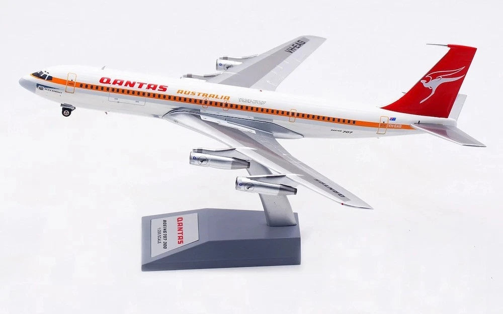 IF707QF0125P | InFlight200 1:200 | Boeing 707-338C Qantas VH-EAG LAST FLIGHT QANTAS Polished