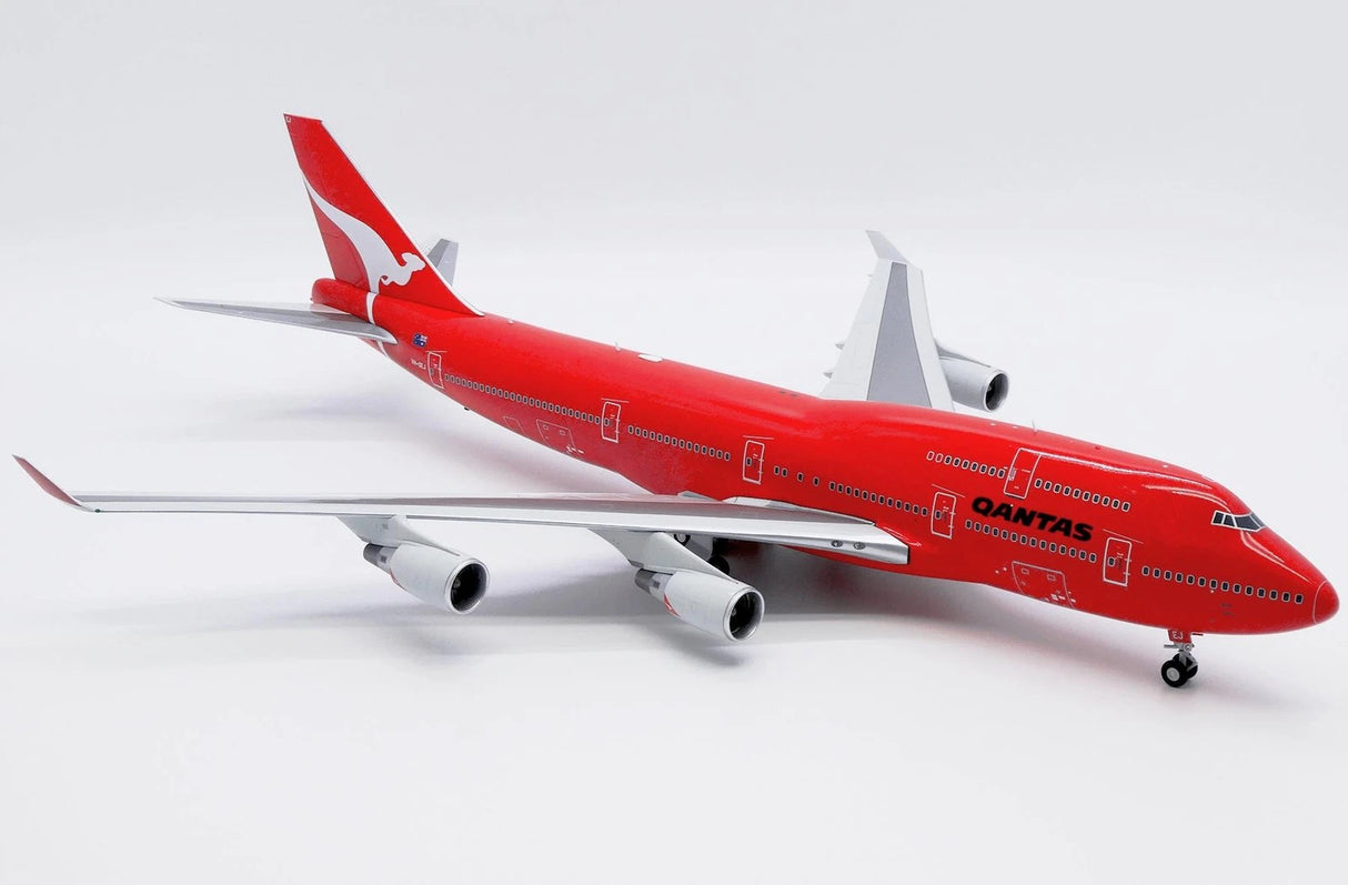 XX20376 | JC Wings 1:200 | Boeing 747-400 Qantas All Red VH-OEJ
