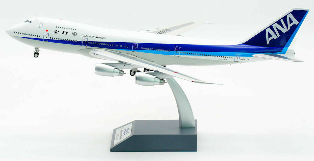 B-742-ANA-8175 | Blue Box 1:200 | Boeing 747-200 All Nippon Airway JA8175 (with stand)