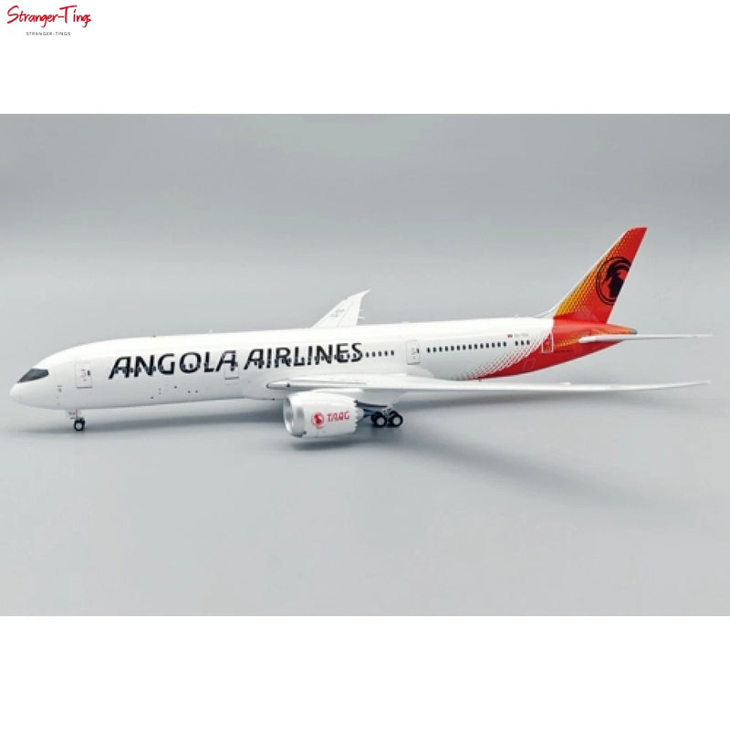 IF789DT0525 | InFlight200 1:200 | Boeing 787-9 TAAG Angola Airlines D2-TEQ with stand