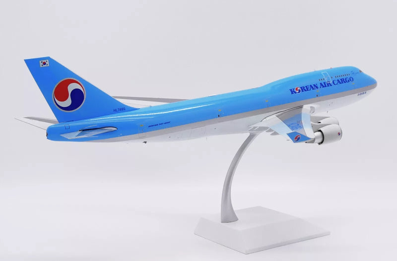 XX20186 | JC Wings 1:200 | Boeing 747-400BCF Korean Air Cargo HL7486 | is due February 2025